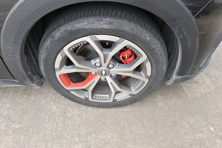 Used ORA Good Cat GT 2022 Mulan Edition 480km Long-Range续航 Right Front Wheel Hub