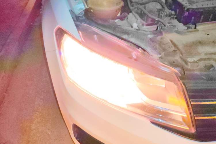 Used Volkswagen Santana 2015 Haval H6 1.6L Automatic Luxury Model