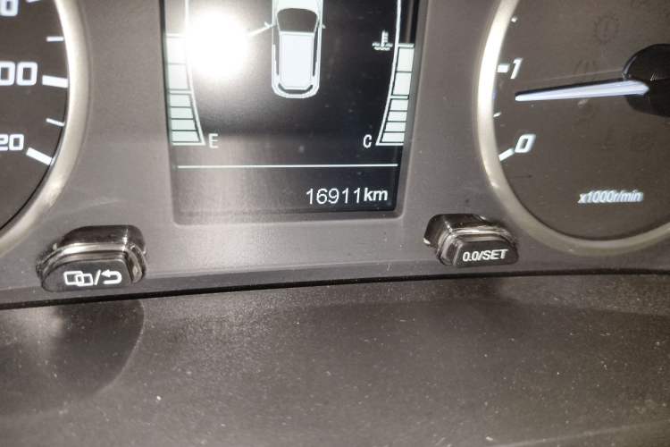 Used Chery Tiggo 5x 2022 Superhero Edition 1.5L Manual Fashion Model Odometer Close Up