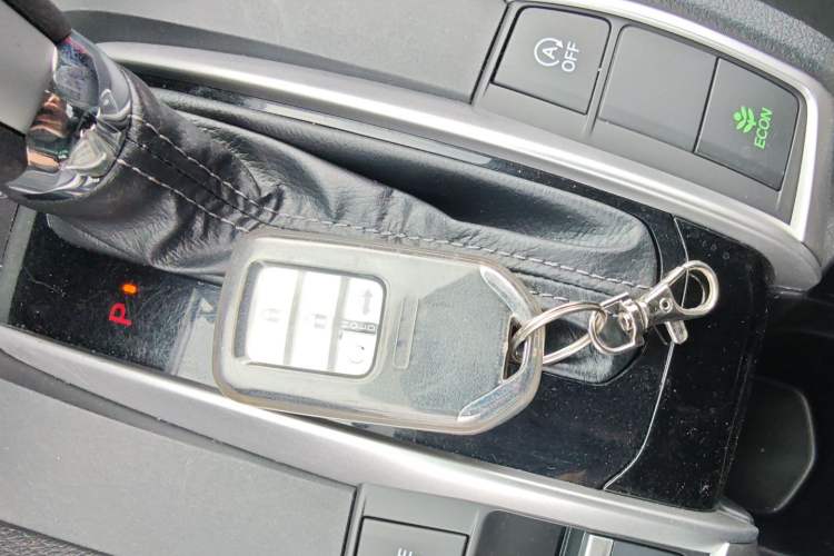 Used Honda Civic 2021 HATCHBACK 220TURBO CVT New Trendsetter
