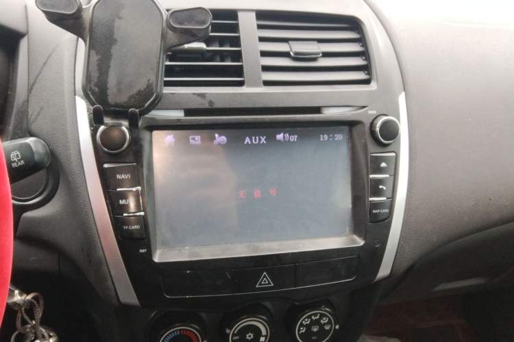 Used Mitsubishi ASX 2013 1.6L Manual Two-Wheel Drive Standard Edition