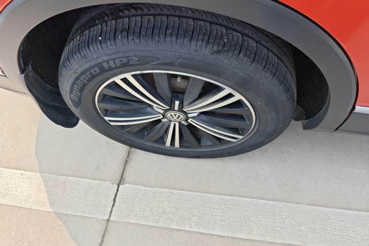 Used Volkswagen Tiguan L 2017 330TSI Automatic Two-Wheel Drive Flagship Edition Exterior 5