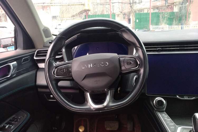 Used Lynk & Co 05 2022 2.0T Two-Wheel Drive Shine Halo