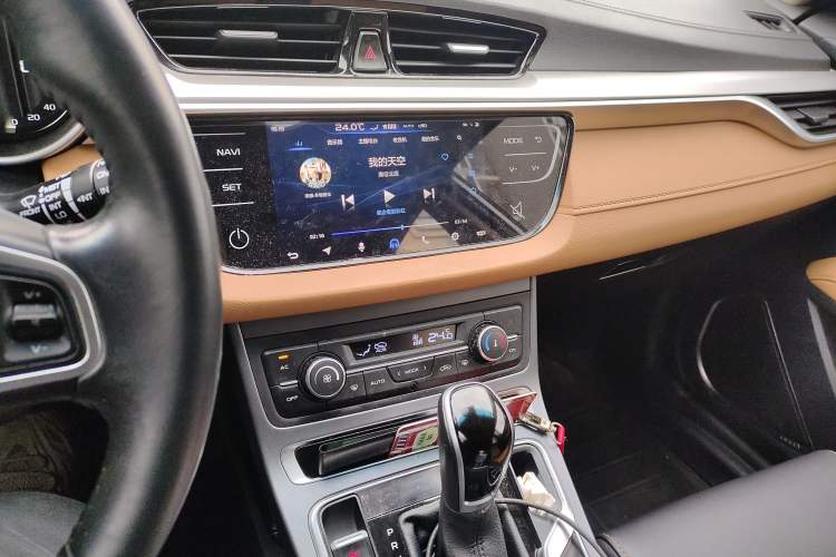 Used Geely Auto Vision S1 2018 1.4T CVT Fēngruì Model
