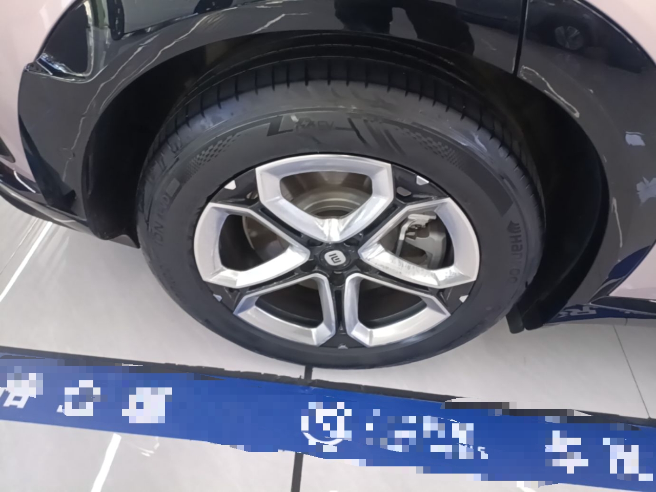Xiaomi Auto YU7 2025 Ultra-Long Range All-Wheel Drive Pro Version — снимка 11