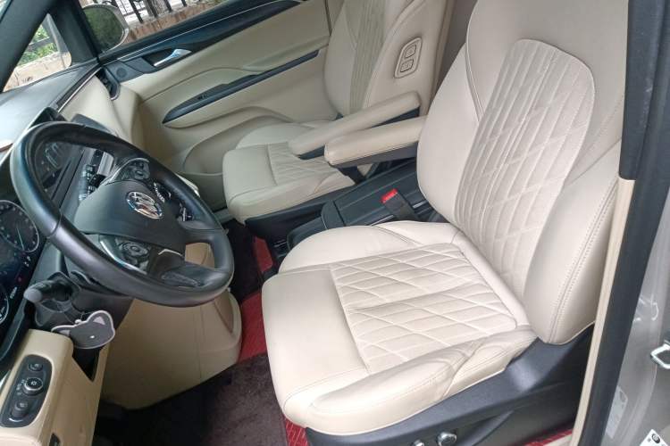 Used Buick GL8 2022 ES Land Cruiser 653T Luxury Model Left Front Seat