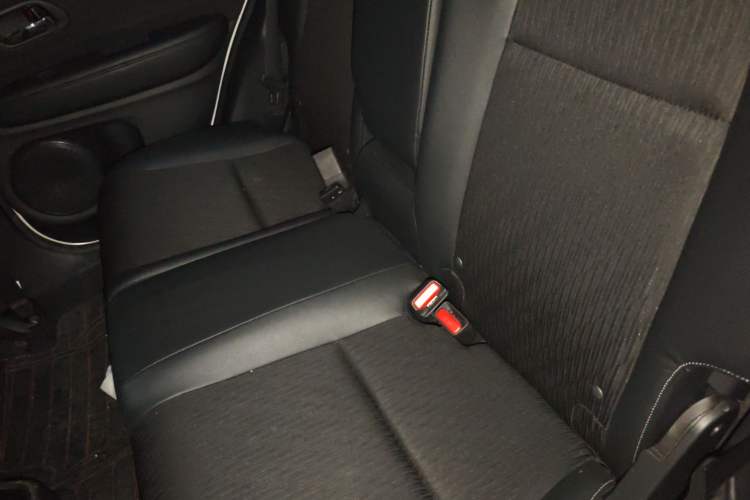 Used Honda Vezel 2020 1.5L CVT Pioneer Edition Left Rear Seat