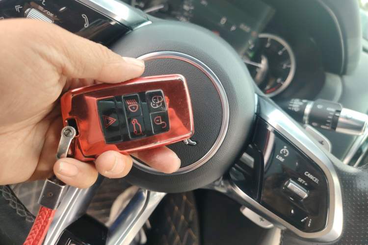 Used Jaguar XEL 2020 2.0T 200 PS R-DYNAMIC S Advanced Sport Edition Vehicle Key