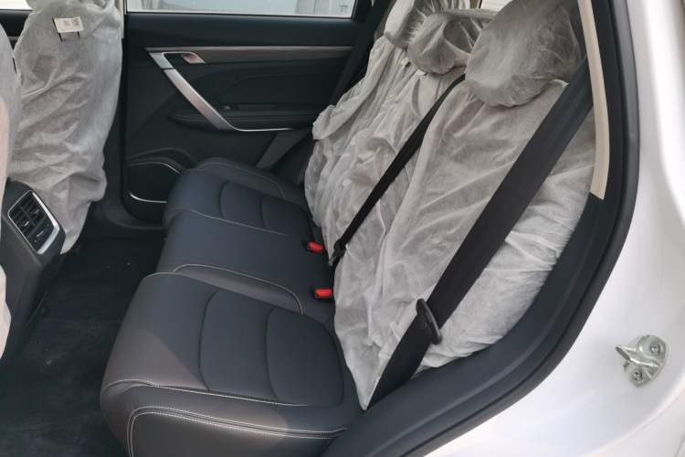 Used Farizon FX 2021 1.8T Smart Connect 5-Seater
