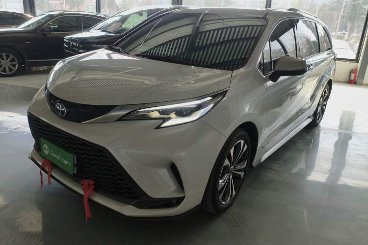Used Toyota Granvia 2023 2.5L Hybrid Prestige PLUS Edition