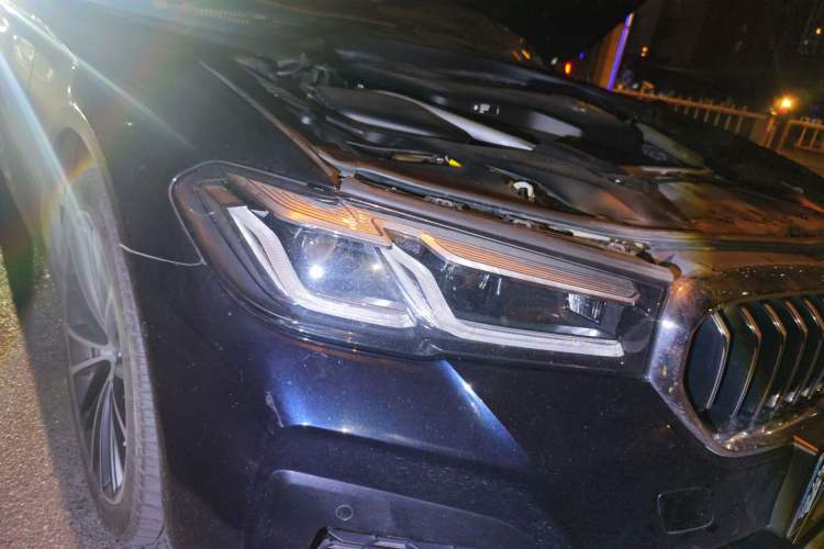 Used BMW 5 Series 2022 Revised Version 530Li xDrive M Sport Package Right Front Headlight