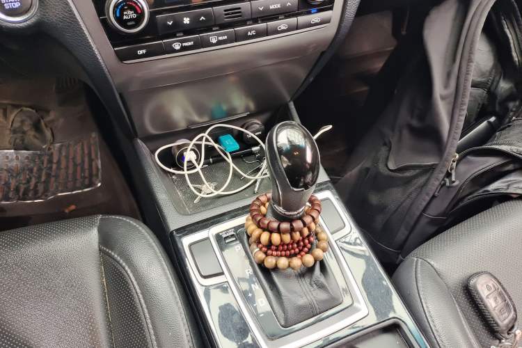 Used Hyundai Mistra 2014 1.8L Automatic Smart GLS Gear Lever