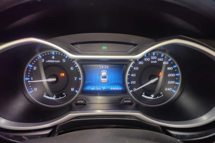 Used Geely Auto Emgrand 2017 Sedan Million Edition 1.5L CVT Upward Version Instrument Cluster