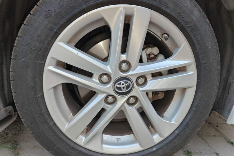 Used Toyota Levin 2023 2.0L Leading Edition
