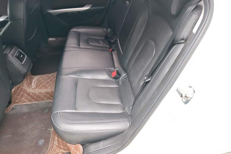 Used BAIC Senova D70 2018 Performance Version 1.8T Comfort Version Left Rear Seat