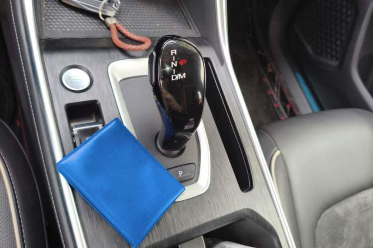 Used Haval H6 2023 National Trend Edition 1.5T Automatic Urban Version Gear Lever