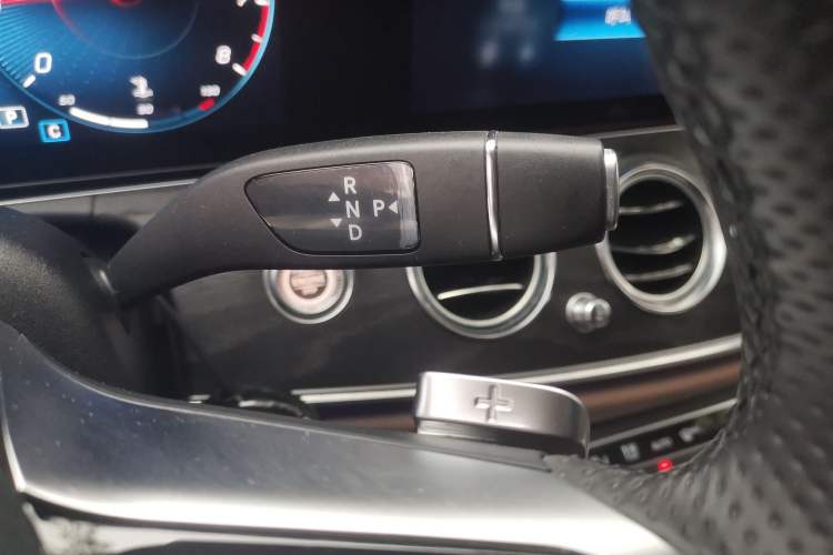 Used Mercedes-Benz E-Class 2023 Restyled E 300 L Sport Luxury Edition
