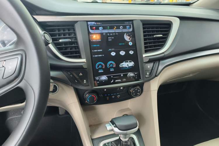 Used Buick GT 2017 15N Automatic Entry-Level Trim Audio And AC Panel