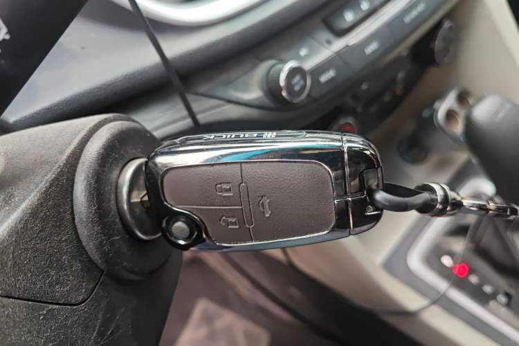 Used Buick GT 2018 15T Dual-Clutch Elite Model China V Standard Vehicle Key