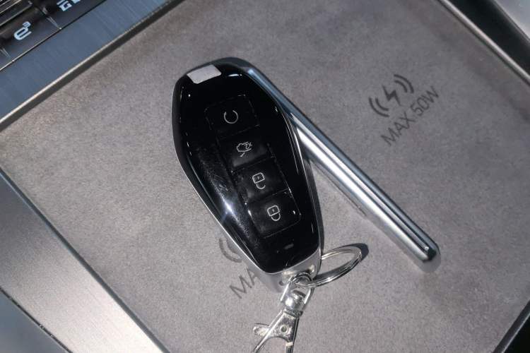 Used Denza N9 2025 Flagship Model