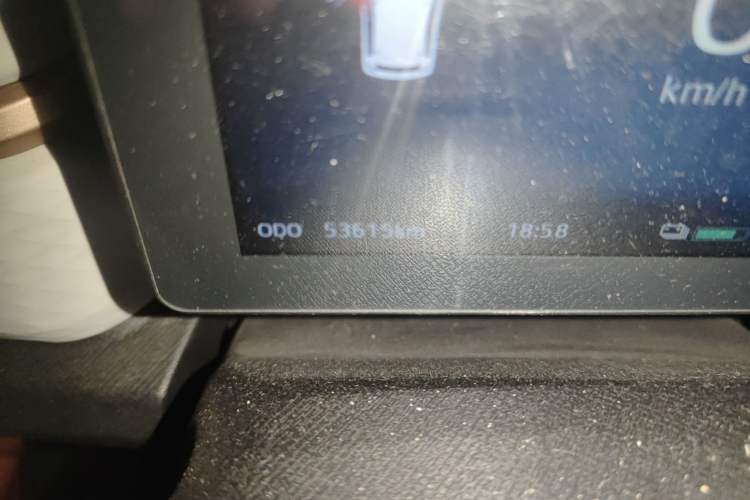 Used SOL E10X 2021 302 km Range Luxury Version 30.2 kWh