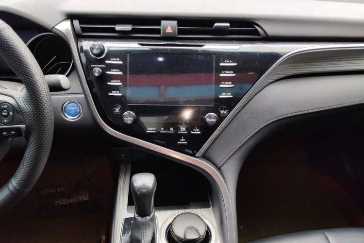 Used Toyota Camry 2018 Dual-Engine 2.5 HG Luxury Edition
