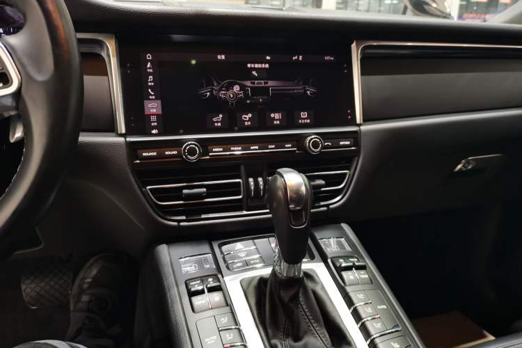 Used Porsche Macan 2020 Macan 2.0T