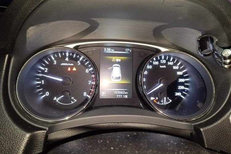 Used Nissan X-Trail 2014 2.0L CVT Comfort Edition 2WD Instrument Cluster