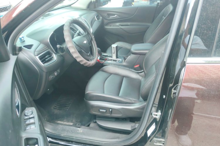 Used Chevrolet Equinox 2019 535T Automatic YuJie Edition China VI
