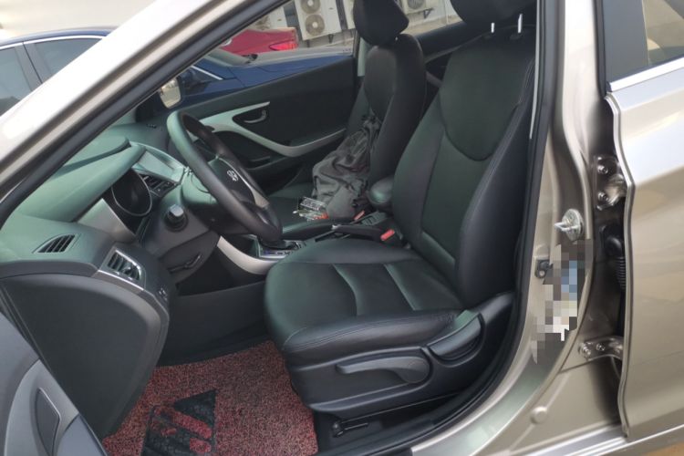 Used Hyundai Elantra (5th Generation / Langdong) 2012 1.6L Automatic Fashion Edition