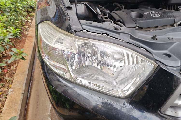 Used Toyota Highlander 2011 2.7L Two-Wheel Drive 5-Seater Elite Edition
