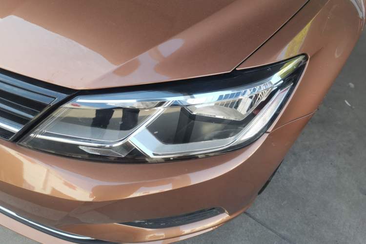 Used Volkswagen Lamando 2015 280TSI DSG Comfort Edition Left Front Headlight