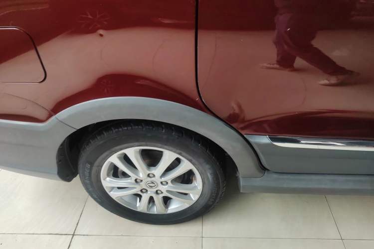 Used Dongfeng Fengon 370 2016 1.5L Manual Luxury 7-Seater
