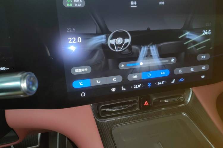 Used Hima AITO M8 2025 Extended-Range Ultra Version 53.4 kWh 5-Seater Edition
