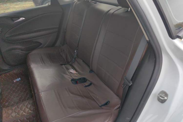 Used Buick Verano 2018 Sedan 20T Dual-Clutch Leading Model
