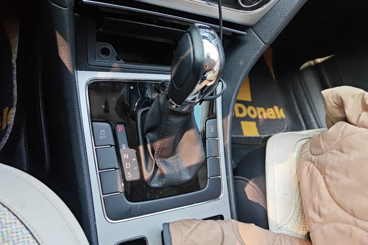 Used Volkswagen Passat 2014 1.8TSI DSG Prestige Edition
