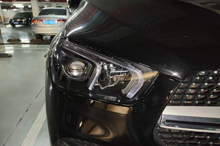 Used Mercedes-Benz GLE 2022 GLE 350 4MATIC Stylish Model Right Front Headlight