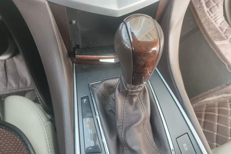 Used Cadillac SRX 2011 3.0L Flagship Edition