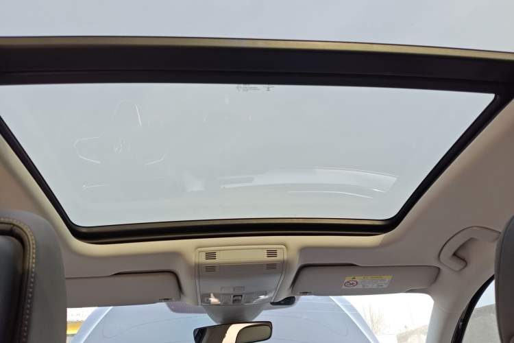 Used Volkswagen Magotan 2023 2 Million Units Commemorative Edition 330TSI DSG Luxury Version