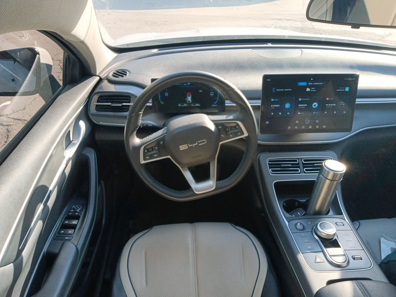 BYD Destroyer 05 2024 HONOR Edition DM-i 55KM Luxury Model — снимка 10