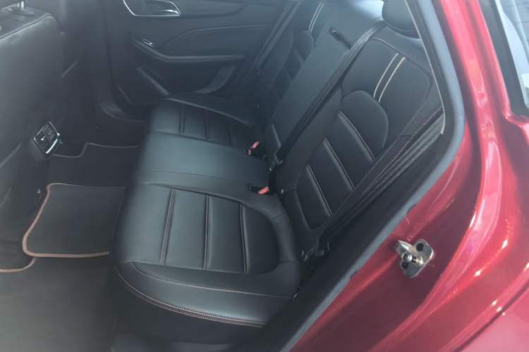 Used MG 6 New Energy 2020 1.5T Hybrid Leading Luxury Edition Left Rear Seat