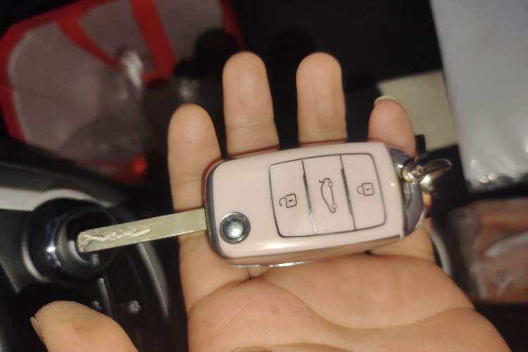 Used CHANGAN Benni E-Star 2021 National Edition Xin Yue Version Lithium Iron Phosphate (31.18 kWh) Vehicle Key