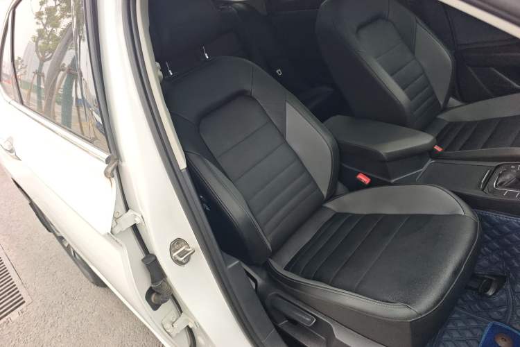 Used Volkswagen Sagitar 2019 200TSI DSG Comfort Version China VI Standard Right Front Seat