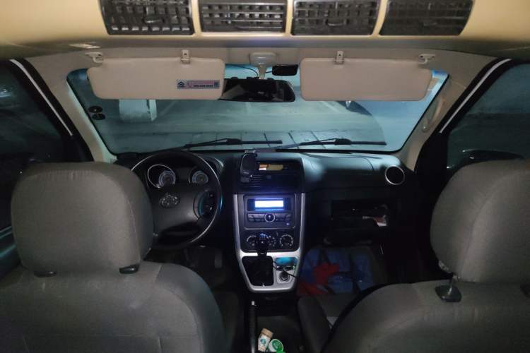 Used CHANGAN KAICHENG Ruixing M70 2019 1.5L Comfort Version 6-Seater China VI Standard Flat Roof Liftback Doors – DAM15KL
