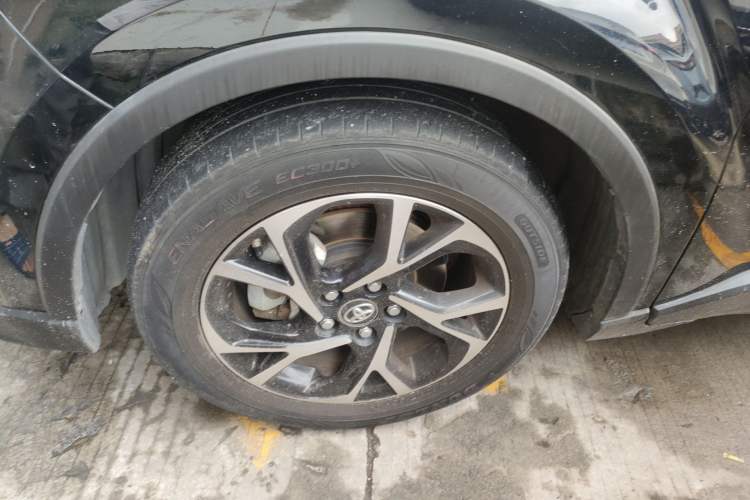 Used Toyota C-HR 2020 2.0L Leading Edition
