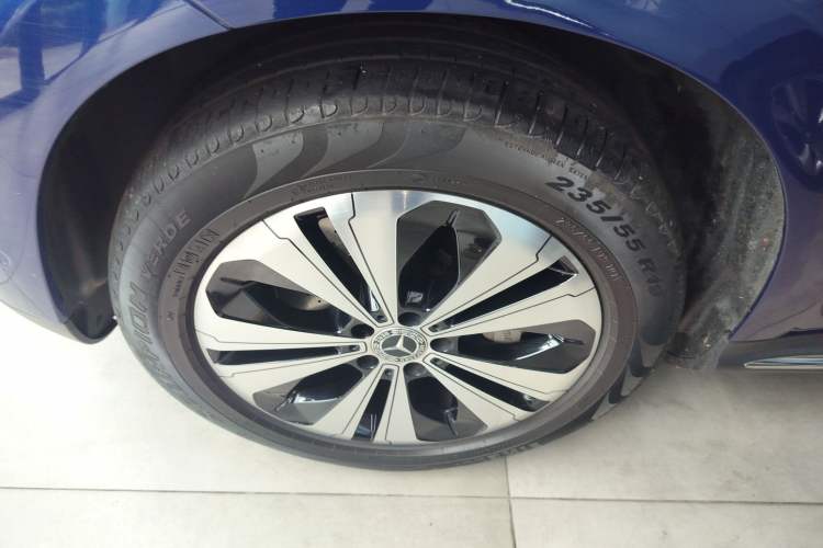 Used Mercedes-Benz EQC 2021 EQC 350 4MATIC Left Front Wheel Hub