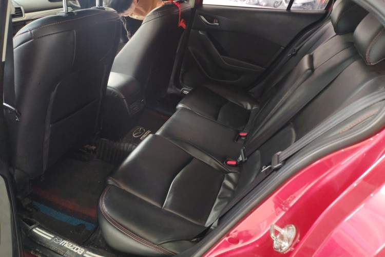 Used Mazda Mazda 3 Axela 2019 Cloud-Controlled Sedan 1.5L Automatic Luxury Model China VI Standard
