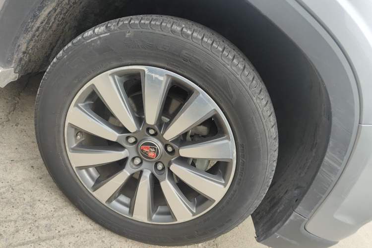 Used Roewe RX8 2018 30T Smart Connectivity Four-Wheel Drive Flagship Edition
