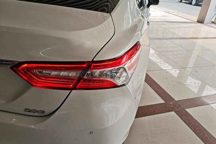 Used Toyota Camry 2021 2.0G Luxury Edition Right Rear Taillight