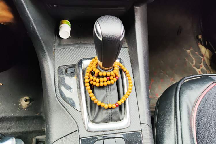 Used Mazda 3 Axela 2016 Sedan 1.5L Automatic Comfort Model